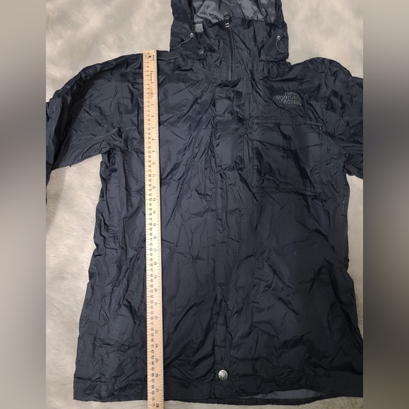 The north face jackets - Picture 4 of 10